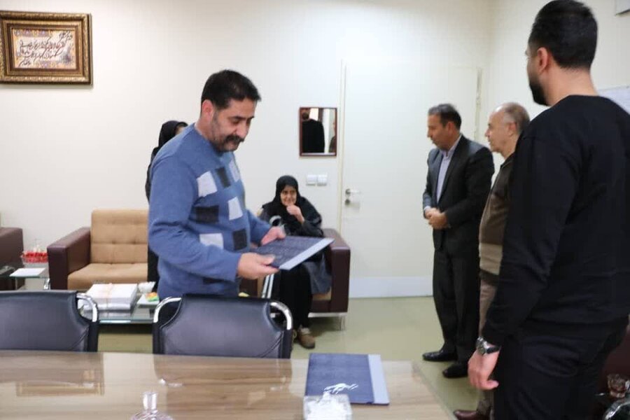 گزارش تصویری| ازهمیاران معلول در دانشکده پرستاری و مامایی تجلیل شد