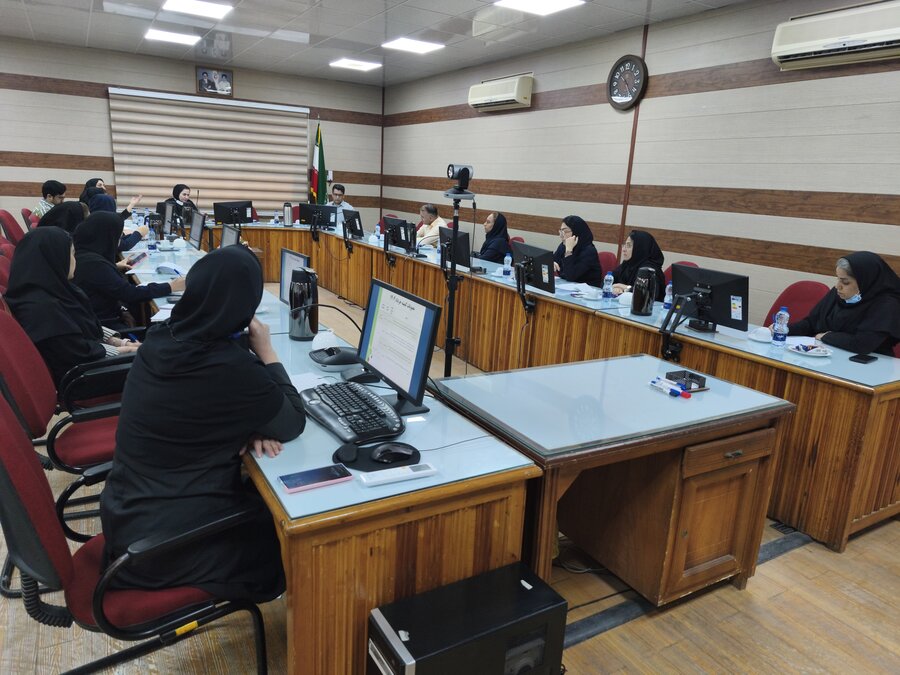 برگزاری سومین کمیته تخصصی سلامت و بیمه ای سالمندان استان هرمزگان