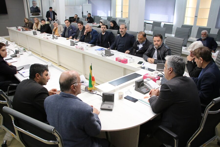 فرماندار سنندج: اجرای کامل حقوق قانونی معلولان مطالبه جدی جامعه است