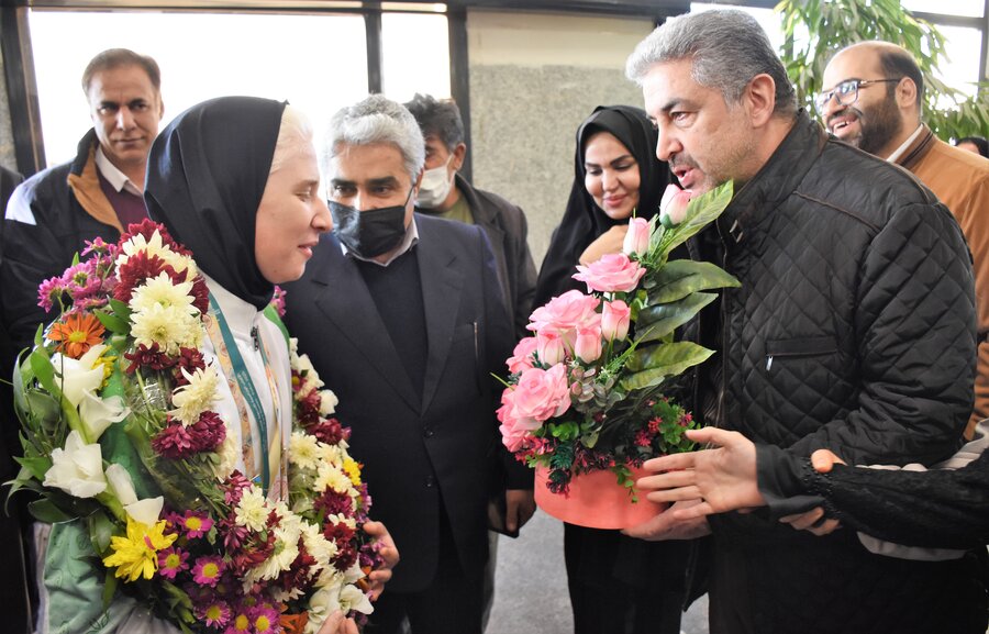 گلبال - راحله بخشی