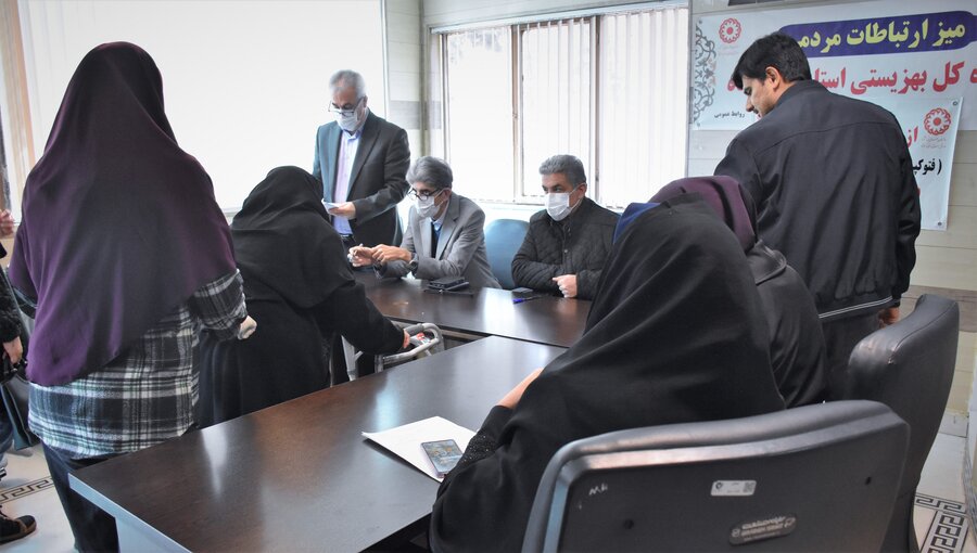 میز ارتباطات مردمی