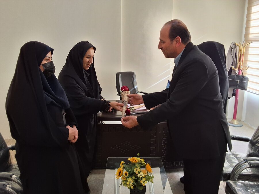 دیدار مدیرکل بهزیستی با دادیار مجتمع «شوق زندگی» به مناسبت روز زن