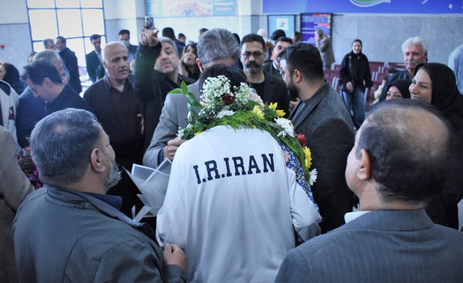 بازگشت قهرمانان