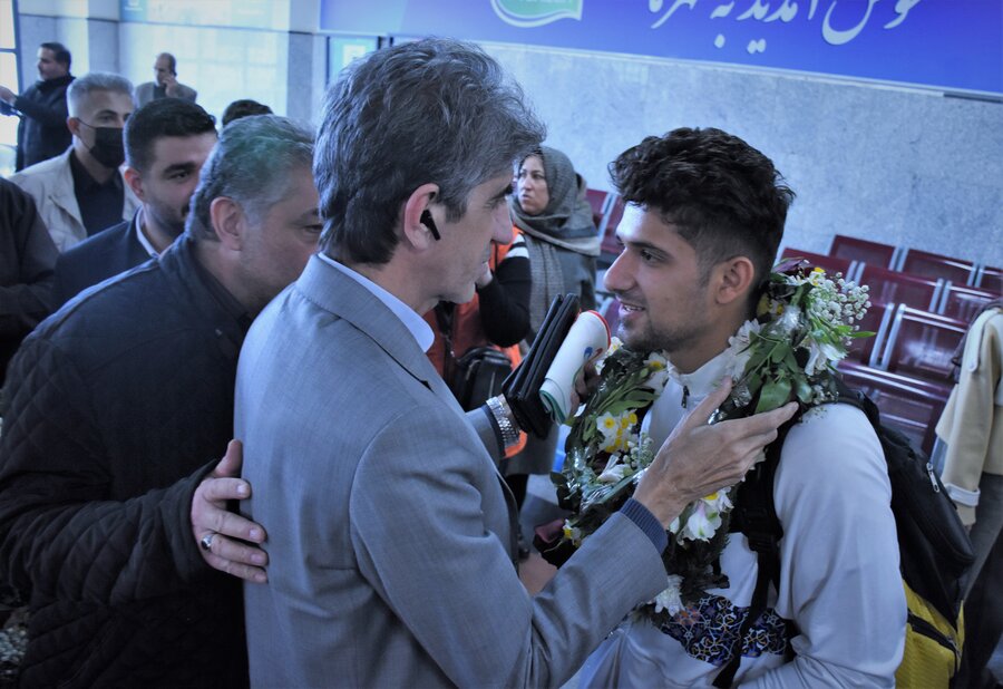 بازگشت قهرمانان