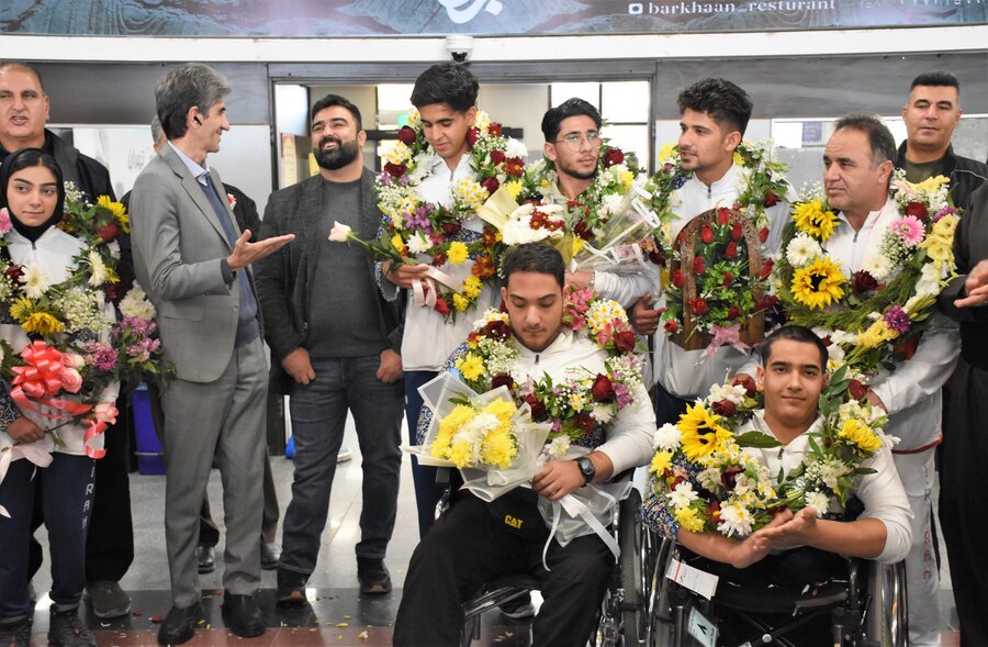 بازگشت قهرمانان