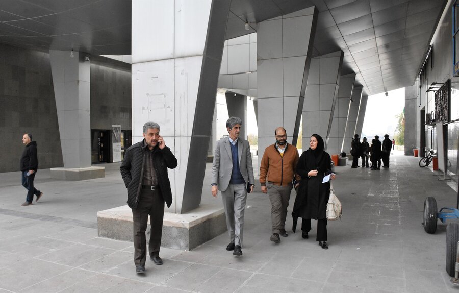 بازدید مدیرکل از برنامۀ تئاتر افراد دارای معلولیت