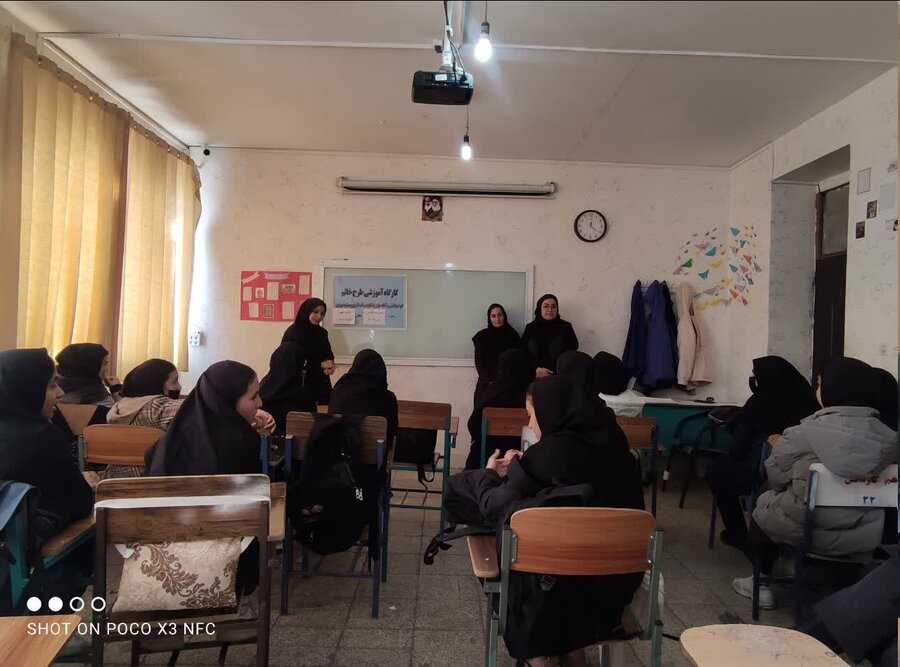 اجرای طرح خاتم در مدارس شهرستان بهار