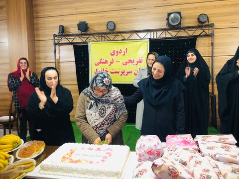 رضوانشهر | برگزاری اردوی تفریحی ـ فرهنگی ویژه زنان سرپرست خانوار در رضوانشهر