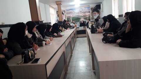 مشگین شهر| نشست مربیان طرح "پیش از ازدواج و زندگی خانواده" ‌و مراکز مثبت زندگی