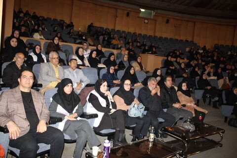 کارگاه آموزشی پیشگیری از رفتارهای خود آسیب رسان برگزار شد