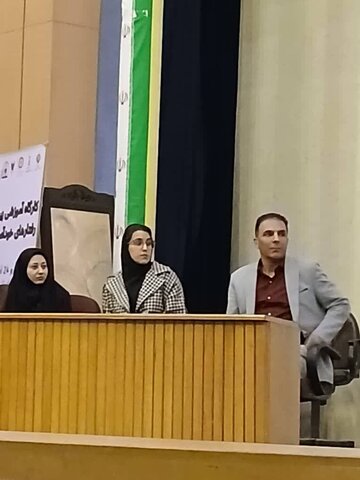 کارگاه آموزشی پیشگیری از رفتارهای خود آسیب رسان برگزار شد