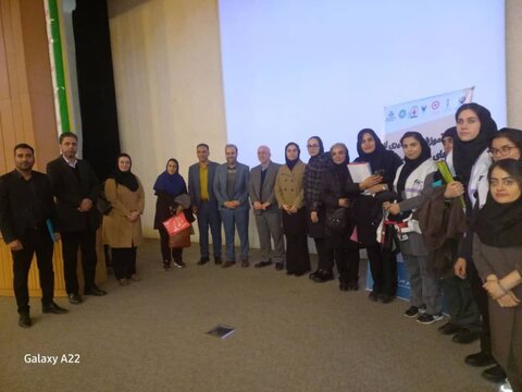 کارگاه آموزشی پیشگیری از رفتارهای خود آسیب رسان برگزار شد