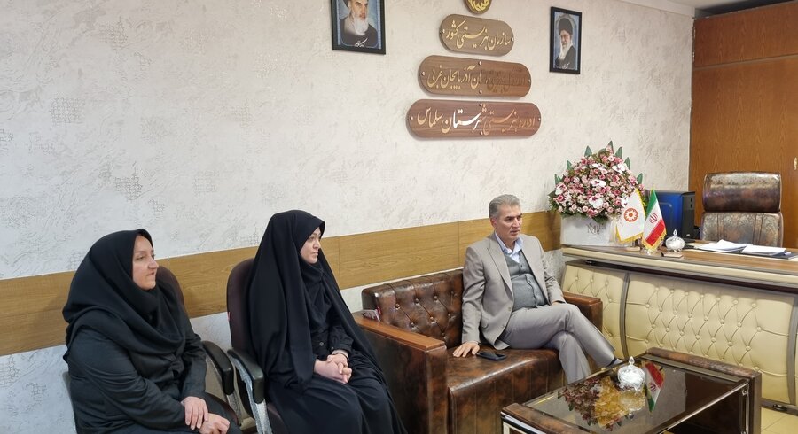 بازدید فرماندار و نماینده مردم سلماس در مجلس شورای اسلامی از اداره بهزیستی