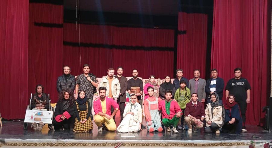 یازدهمین جشنواره منطقه‌ای تئاتر افراد دارای معلولیت خلیج فارس به میزبانی کهگیلویه وبویراحمد چهارشنبه ۱۹آذر 1404 کار خود را آغاز نمود.