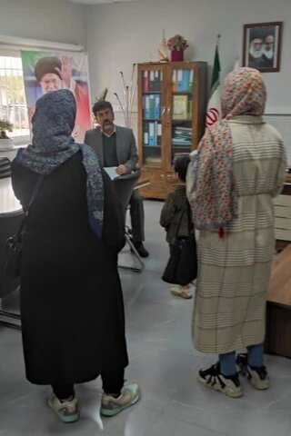 دیدار چهره به چهره رئیس  بهزیستی فردیس با حضور جمعی از توانخواهان و جامعه هدف