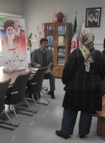 فردیس | دیدار چهره به چهره رئیس بهزیستی فردیس با حضور جمعی از توانخواهان و جامعه هدف