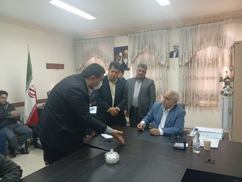 کلاله | حضور  سرپرست بهزیستی کلاله در محل فرمانداری جهت رسیدگی به مشکلات جامعه هدف