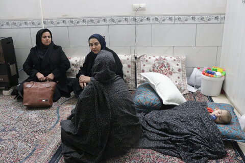 دیدارکارشناس اداره پذیرش وهماهنگی سازمان بهزیستی کشوربا خانواده های تحت حمایت بهزیستی استان کرمان