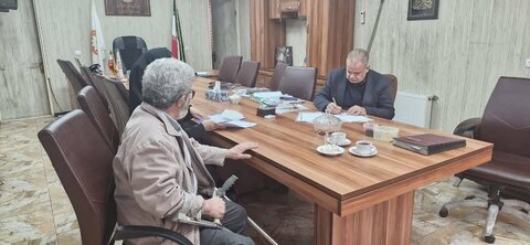 شهریار | ملاقات چهره به چهره سرپرست بهزیستی شهرستان با مراجعین بهبود ارتباطات و رسیدگی به مشکلات راهبردی