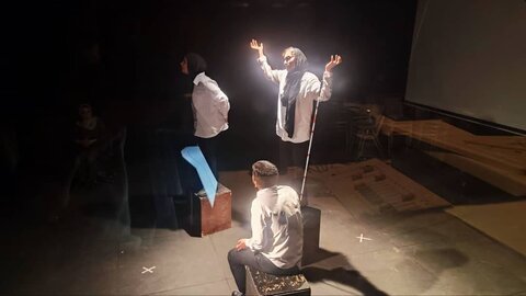 گزارش تصویری|  بازبینی آثار هشتمین جشنواره تئاتر افراد دارای معلولیت «طلوع» در آذربایجان شرقی