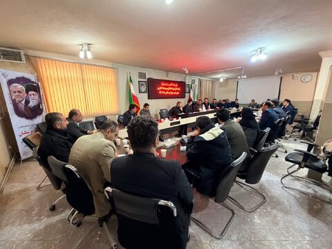 نشست کارگروه تخصصی اشتغال و سرمایه‌گذاری دیواندره برگزار شد