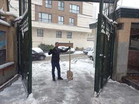 اولین روز برفی پاییزی در قاب بهزیستی استان همدان