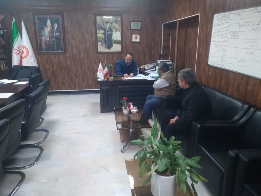 اشتهارد | ملاقات رئیس اداره بهزیستی شهرستان اشتهارد با جامعه هدف محترم