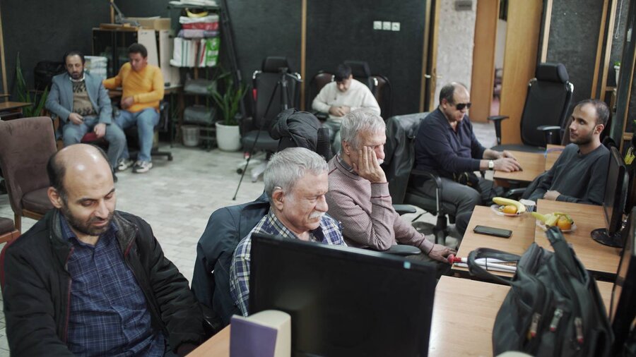 جلسه کاربست هوش مصنوعی در زندگی رو مره افراد با آسیب بینایی