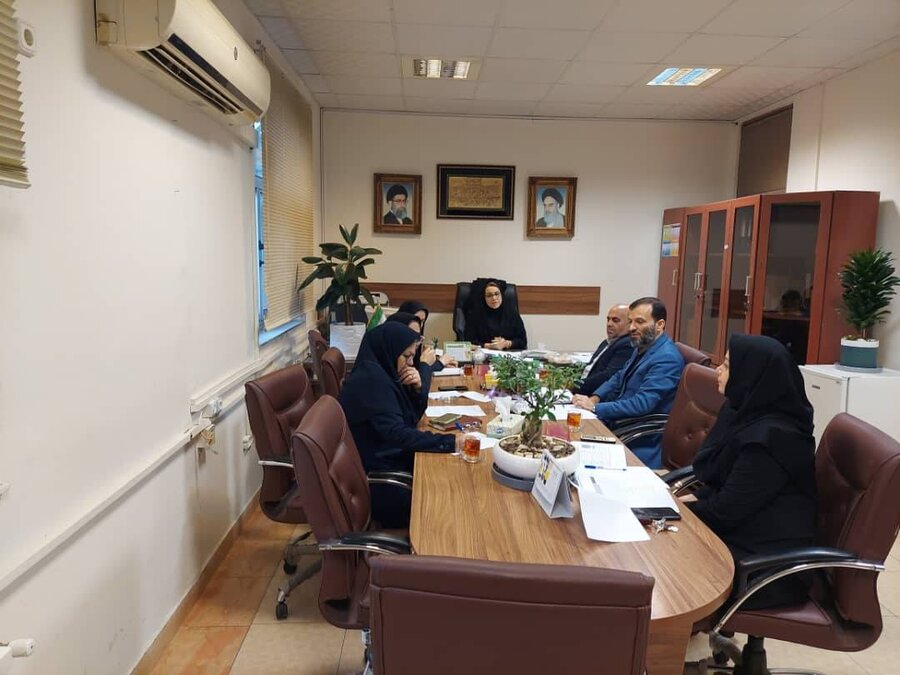 برگزاری کمیته فنی تشریفات قانونی مناقصه/استعلام در بهزیستی گیلان