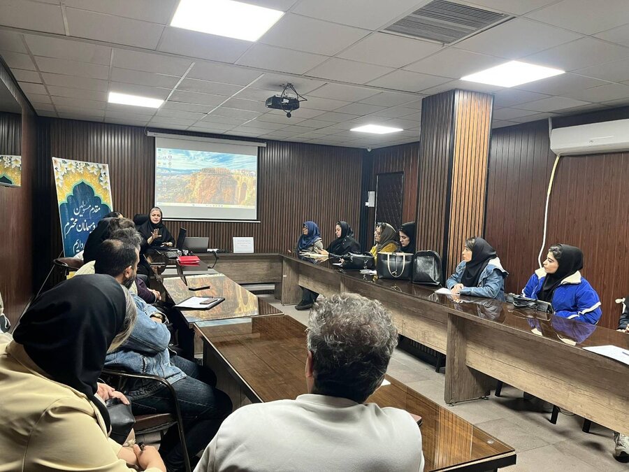 ملارد | برگزاری جلسه آموزشی بیماری های واگیردار ویژه مراکز شبانه روزی