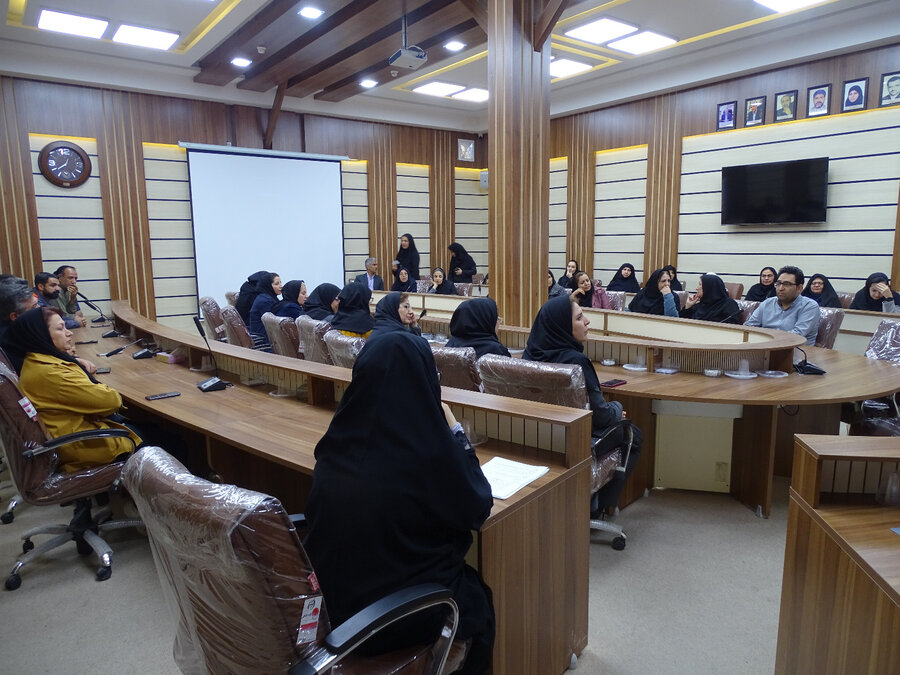 دیدار معاون توسعه مدیریت و منابع بهزیستی فارس و کارکنان این معاونت با سرپرست بهزیستی استان