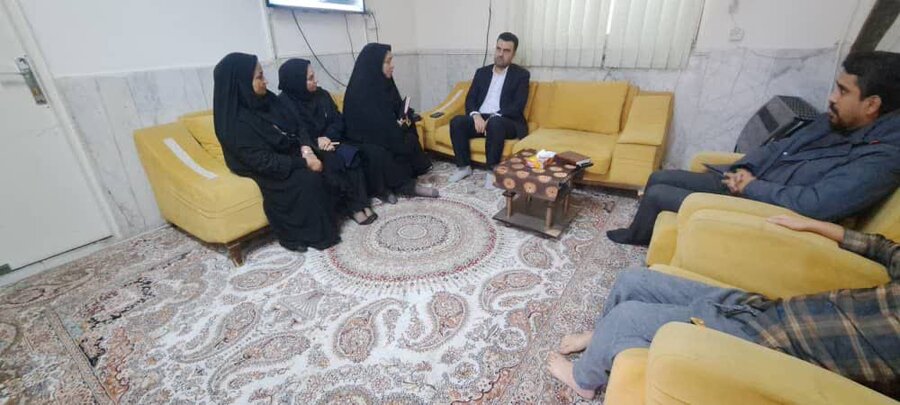 مدیرکل امور اجتماعی استانداری گلستان به همراه قدسیه آب‌شناس، از مرکز کودکان خیابانی و مرکز خط مشاوره ۱۴۸۰ بازدید کردند