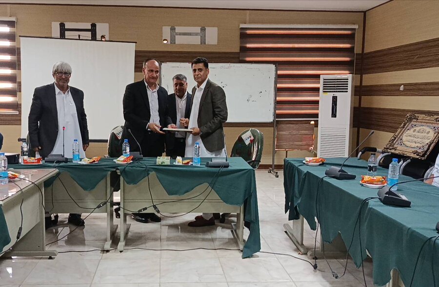 آیین تکریم و معارفه رئیس اداره بهزیستی شهرستان چابهار برگزار شد
