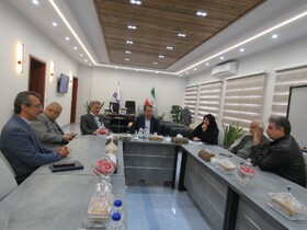 نشست مشترک سرپرست بهزیستی مازندران با  مدیرعامل شرکت بهپاک، فرماندار و خیر بهشهری برای توسعه و تقویت طرح‌های حمایتی بهزیستی در شهرستان بهشهر