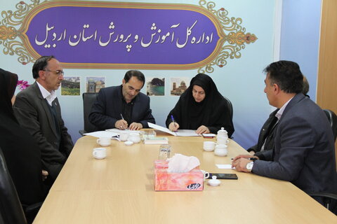 امضای تفاهم‌نامه همکاری مشترک بهزیستی و آموزش‌وپرورش اردبیل در راستای ارتقای سلامت اجتماعی محله‌محور
