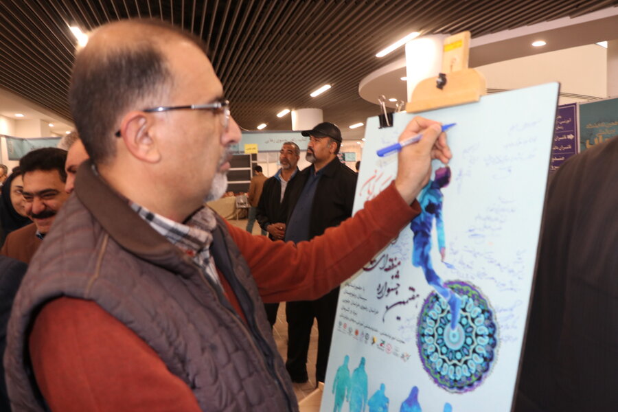 از پوستر هفتمین جشنواره تئاتر افراد دارای معلولیت کویر رونمایی شد