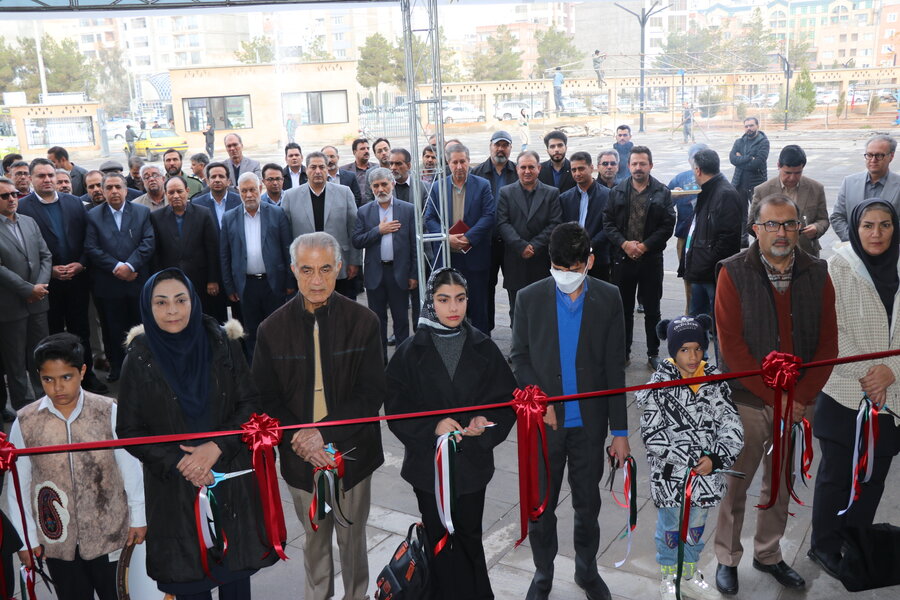 بازدید مدیرکل بهزیستی استان کرمان از نمایشگاه کتاب