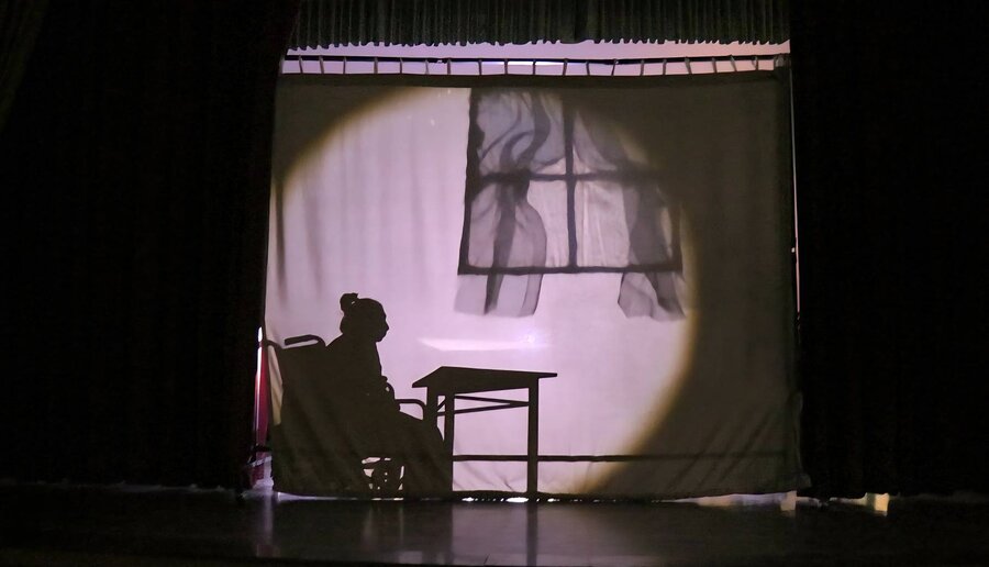 بازبینی آثار نمایشی استان میزبان انجام شد