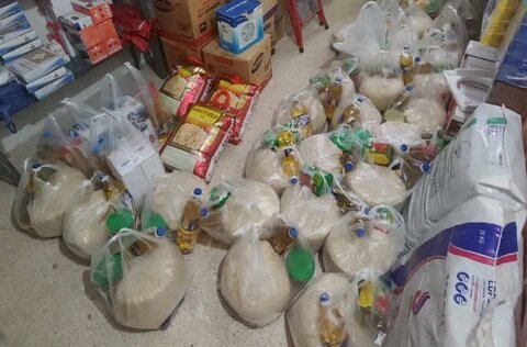 توزیع ۵۰ بسته معیشتی ویژه شب یلدا بین مددجویان بهزیستی پیرانشهر