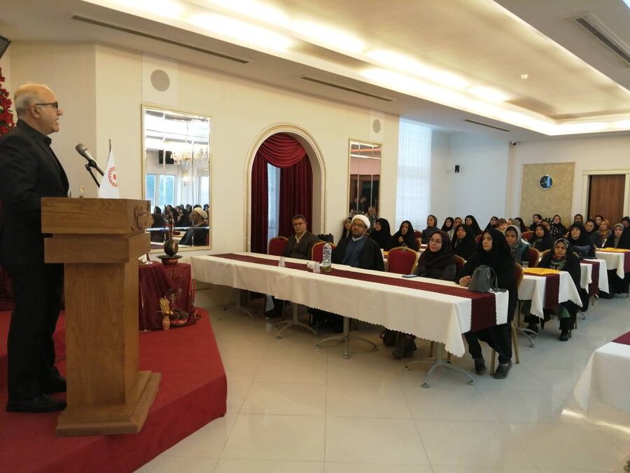 بیرجند/مراسم تکریم و تقدیر از مادرا دارای فرزند معلول