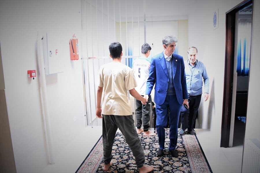 نسیم عاطفۀ پدران