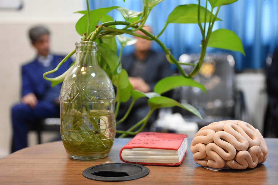 بازدید مدیرکل بهزیستی از مرکز نسیم عاطفه پدران