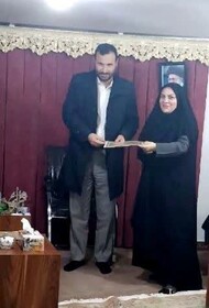 گرمی| تجلیل نماینده محترم شهرستان گرمی در مجلس شورای اسلامی از سرپرست بهزیستی به مناسبت ولادت حضرت فاطمه‌زهرا(س)، روز مادر