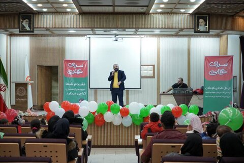 برگزاری مراسم جشن شب یلدا ویژه کودکان تحت پوشش بهزیستی شهرستان رشت