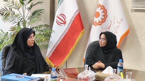 گزارش تصویری / تقدیرمدیرکل از تلاش های همکاران نقلیه بهزیستی استان اصفهان