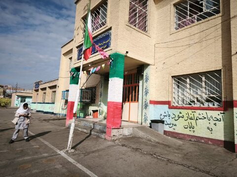 بازدید میدانی از مدارس شهرستان نظرآباد با هدف بررسی وضعیت مناسب‌سازی فضاهای آموزشی