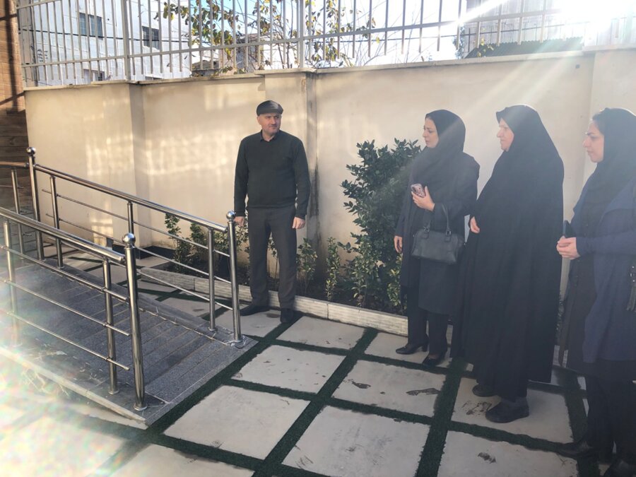 رضوانشهر | بازدید رئیس اداره و کارشناس مناسب‌سازی از روند مناسب‌سازی ادارات شهرستان رضوانشهر