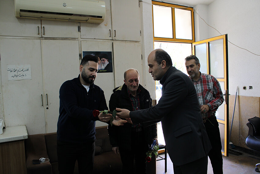 مدیرکل بهزیستی گیلان از همکاران حوزه حمل و نقل بهزیستی گیلان تقدیر کرد