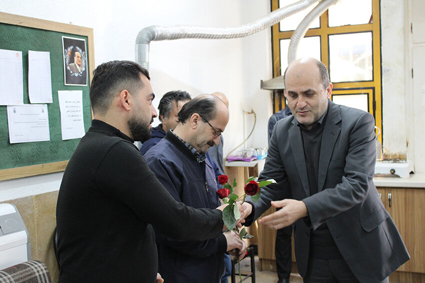 مدیرکل بهزیستی گیلان از همکاران حوزه حمل و نقل بهزیستی گیلان تقدیر کرد