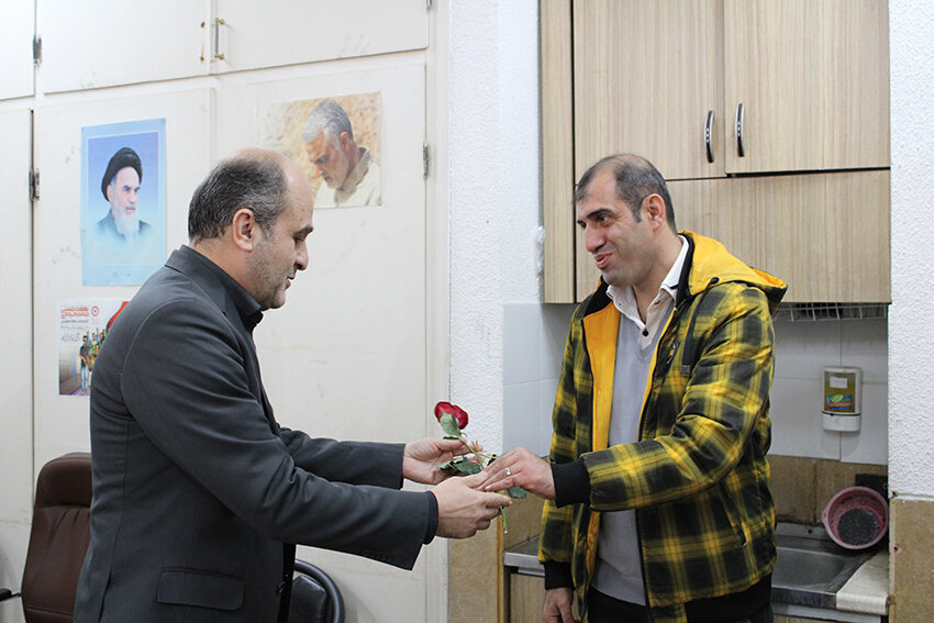 مدیرکل بهزیستی گیلان از همکاران حوزه حمل و نقل بهزیستی گیلان تقدیر کرد